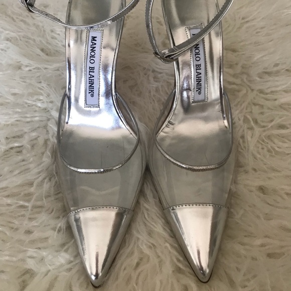 Manolo Blahnik Silver Capped Toe Pump - Picture 7 of 8